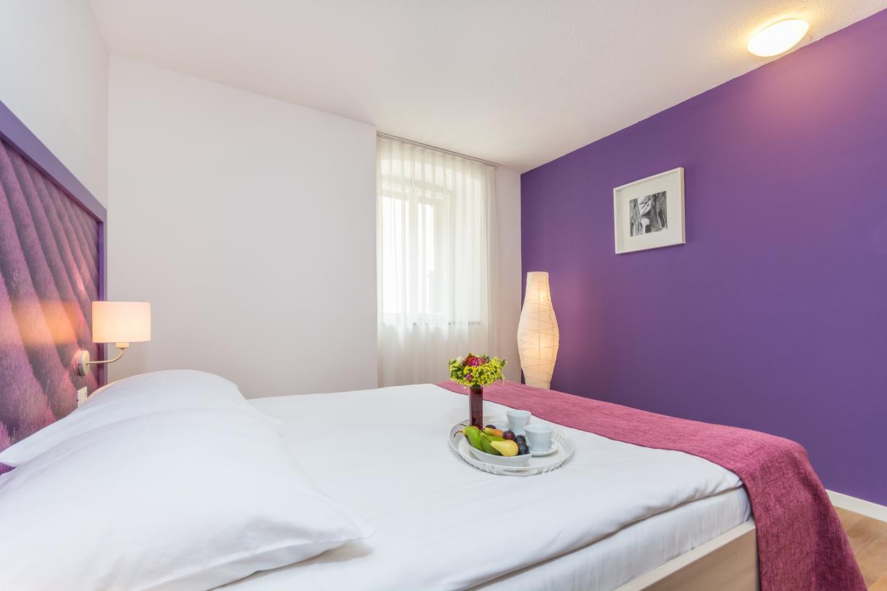 Hotel Vista 브르사르 외부 사진